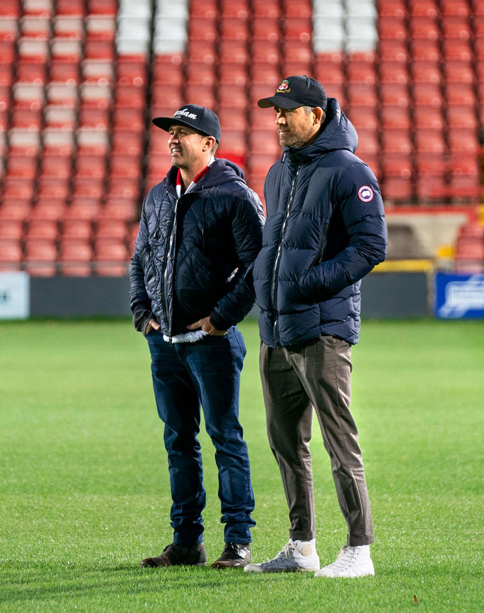 Ryan Reynolds & Rob McElhenney on Pitch